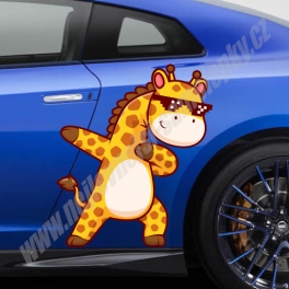 Žirafa "like a boos" polep na auto